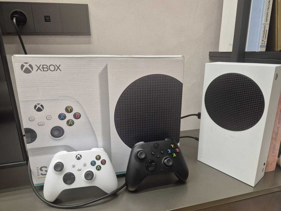 Xbos Series S 2 геймпада