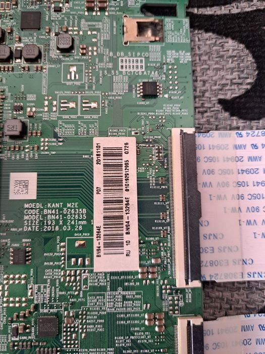 Телевизор Samsung UE40NU7100U