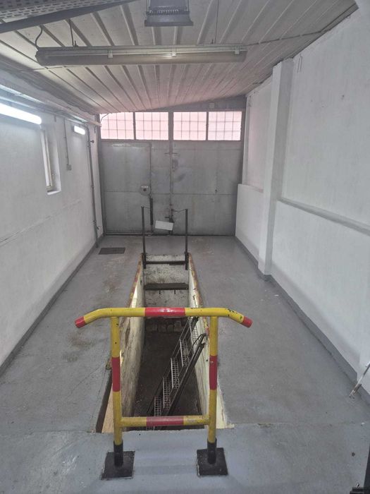 Spațiu Comercial de Închiriat Ideal pentru Atelier Auto Electrician, Depozit