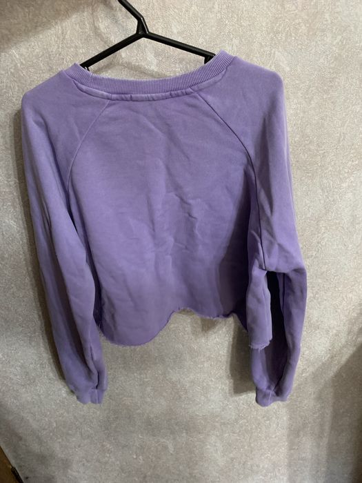 Фиолетовый свитшот Stradivarius