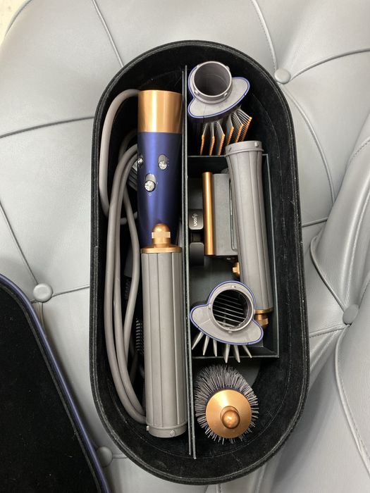 Фен - Dyson Серый