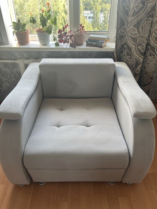 продам выдвижное кресло