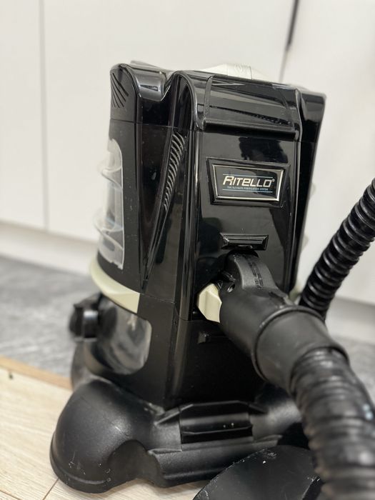 Пылесос Ritello R2+ Premium черный