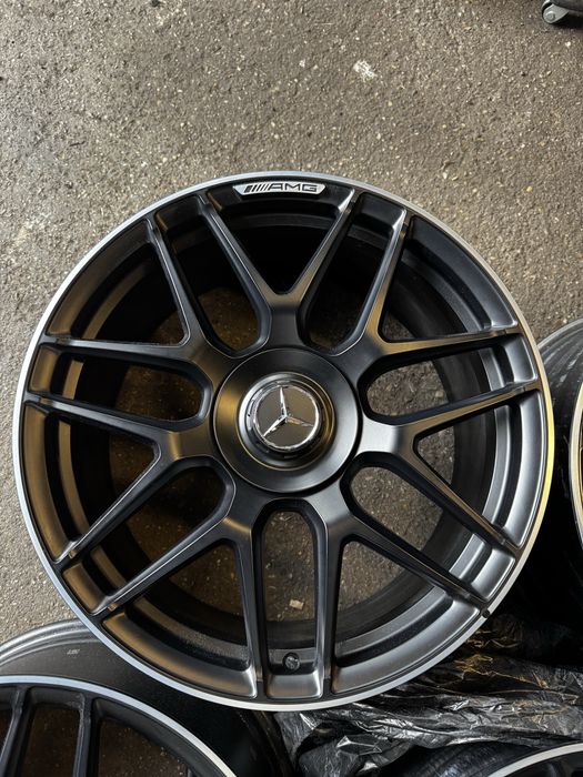 Оригинални Mercedes AMG 19” ковани джанти спорт пакет капачки емблема