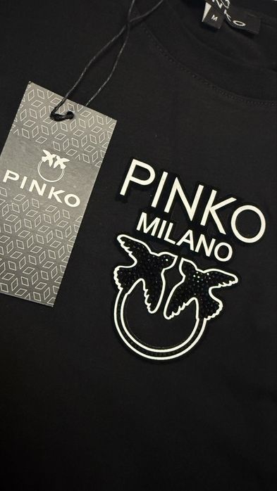 Pinko дамски тениски- черна, бяла и синя
