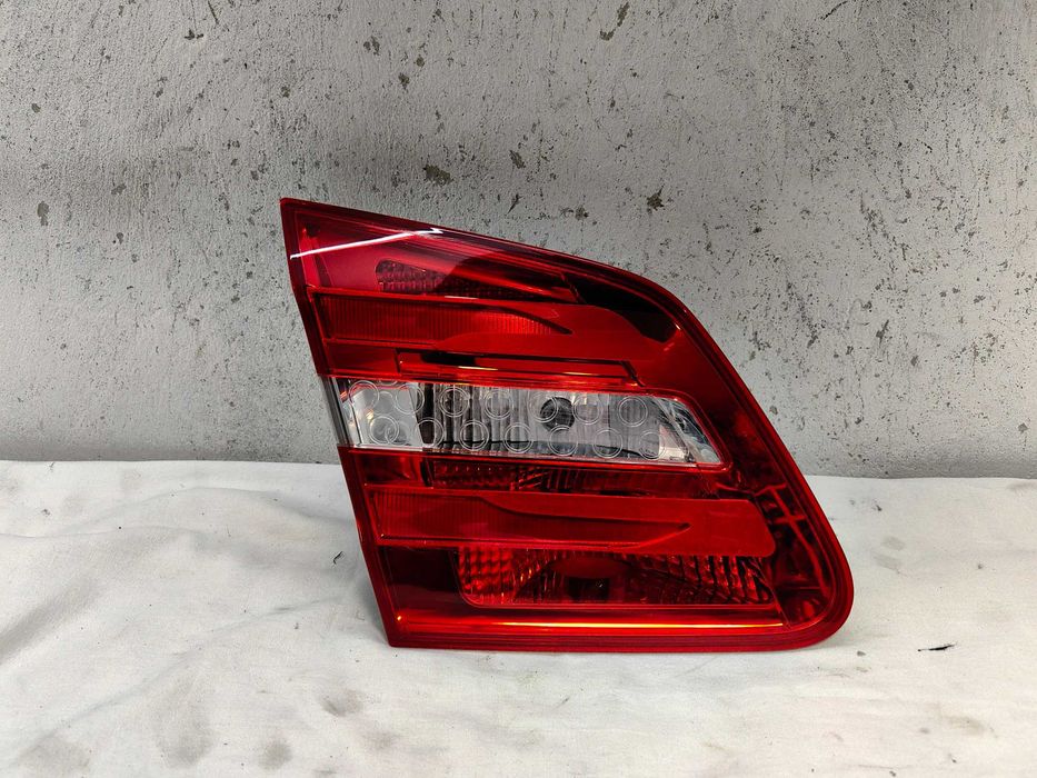 Оригинален стоп Мерцедес 246 Б  Mercedes B 246