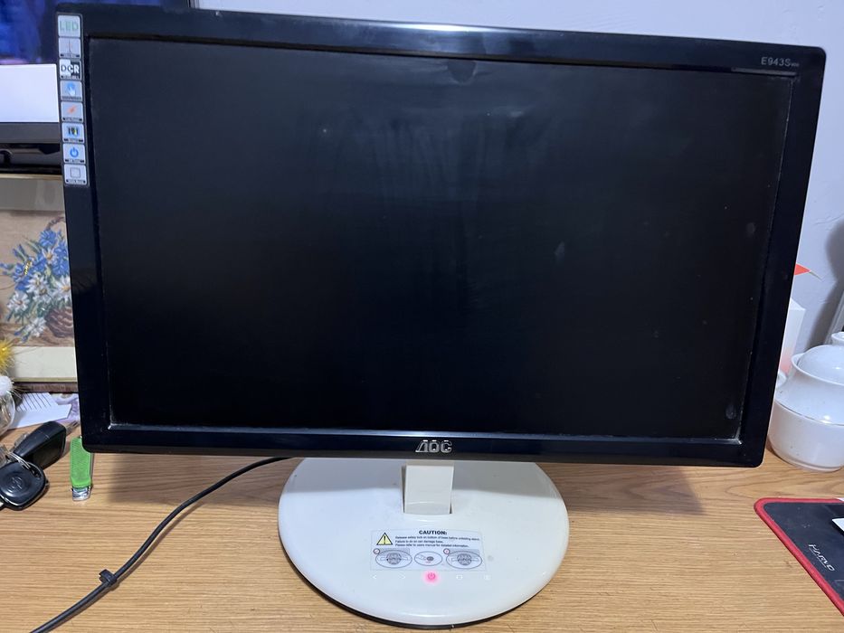 Monitor Super Slim AOC + tastatura HAMA cadou