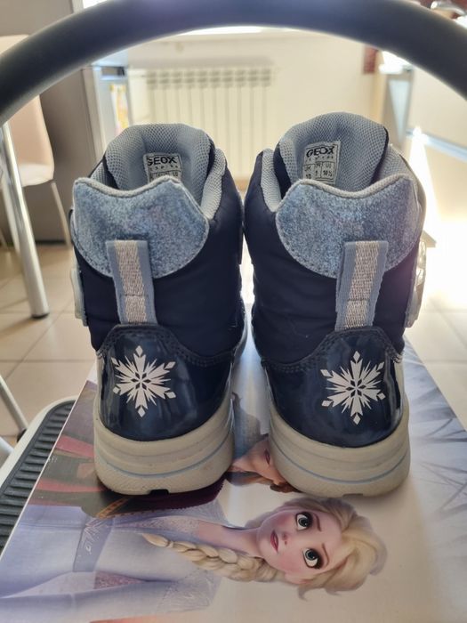 Ghete Geox marime 28 Frozen