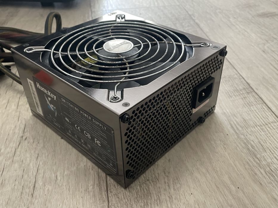 Блок питания Huntkey 900W
