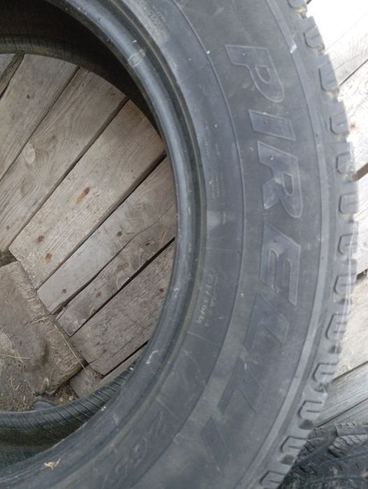 Продам покрышки R18