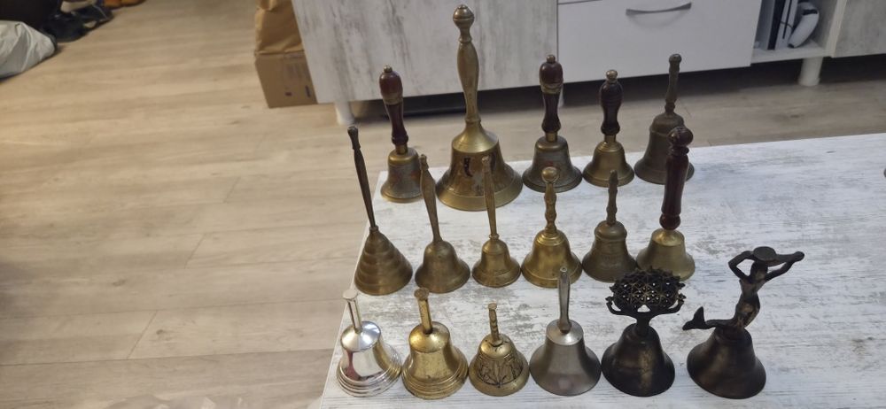 Band clopote,talangi si clopotei de colectie. Vezi cele 8 poze atasate