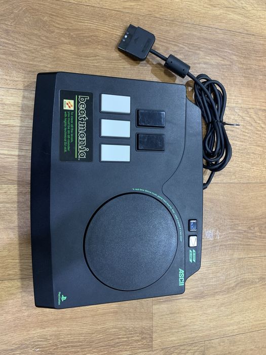 Beatmania PS1 controller с играми