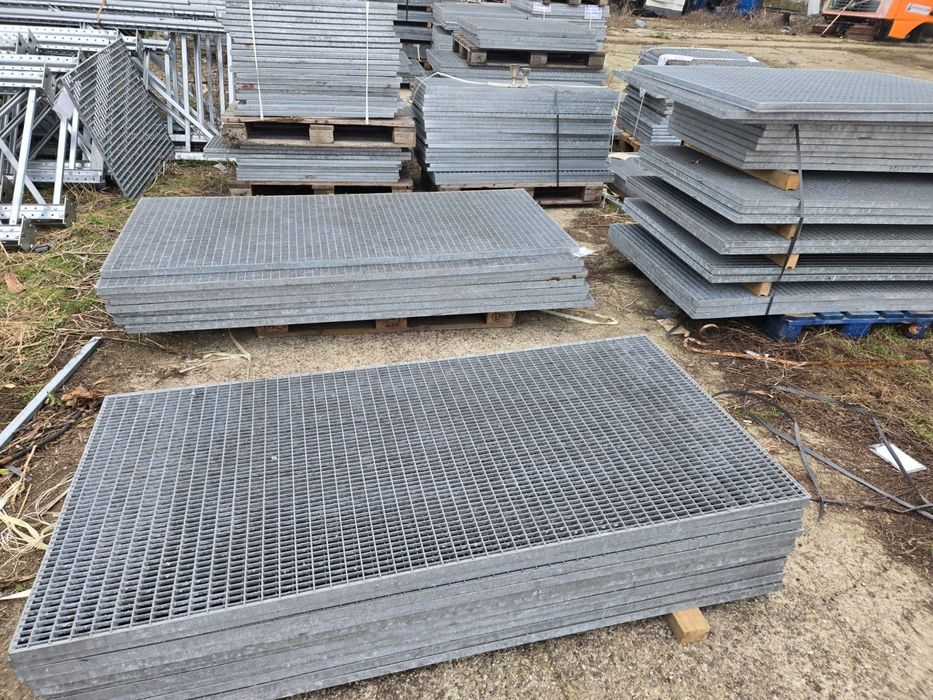 Gratare zincate galvanizate