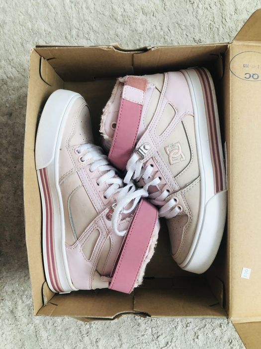 Sneakers înalți DC Shoes roz  mărimea 35,5
