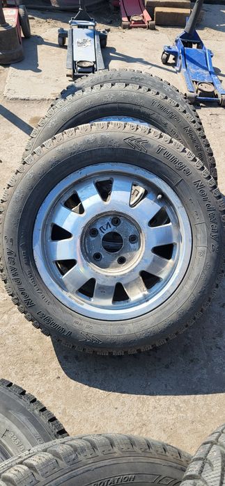 Продам колеса в сборе 195/65R15 audi
