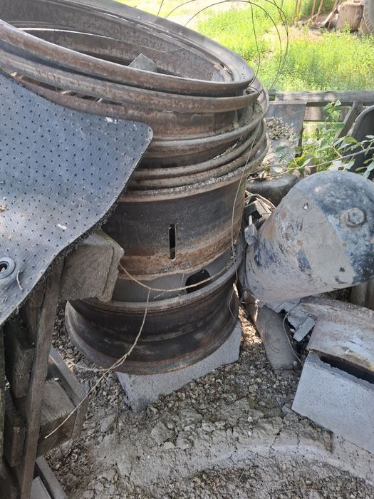 Продам  диски  на камаз