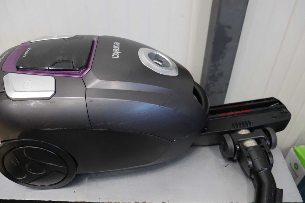 Прахосмукачка с торба Eureka NEN300 (ECQ Silent) 700W