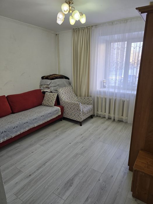 Продается двухкомнатная квартира.