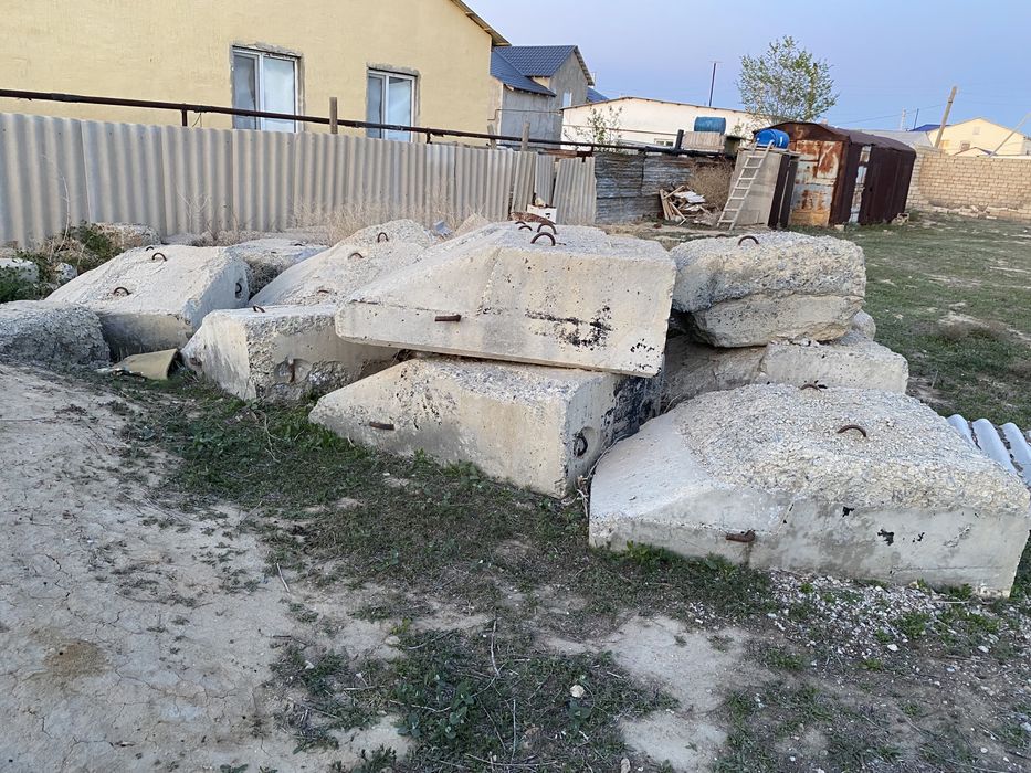 блок бетонный