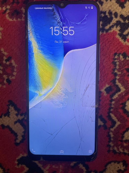 Продам телефон vivo Y01 торг