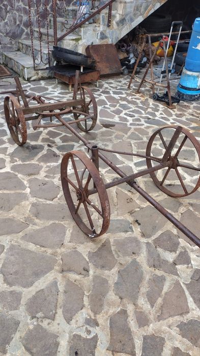 Căruță de ponei de vânzare