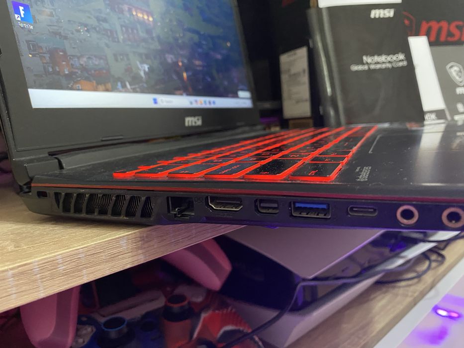 !!! ТОП ОФЕРТА !!! Лаптоп MSI GL63 8RC неразличим от нов (WINDOWS 11)
