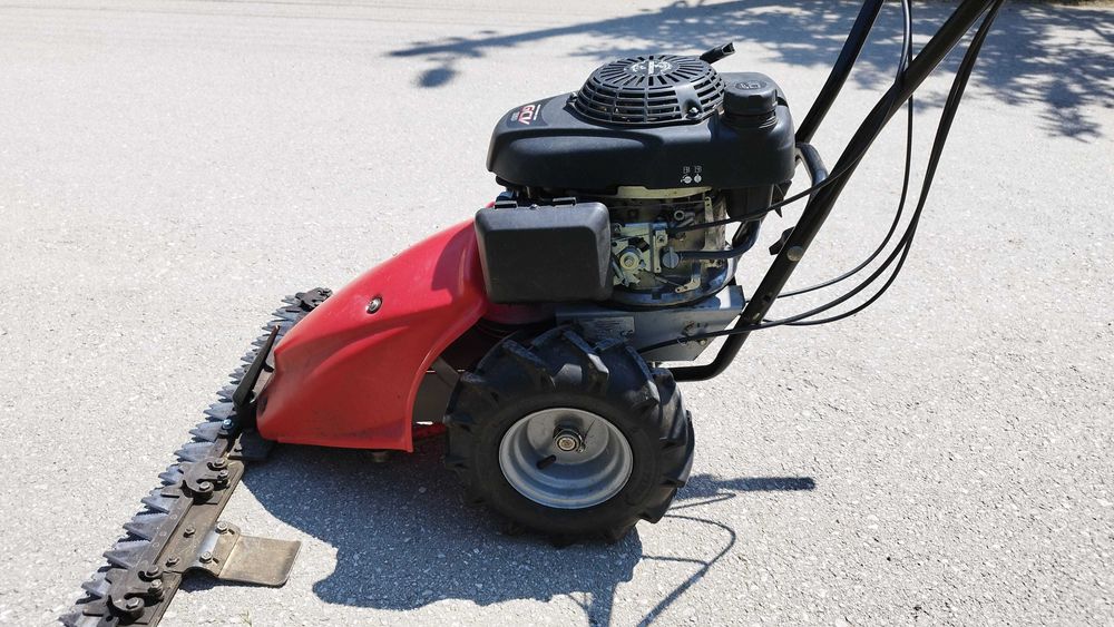 Палцова косачка BENASSI ( Husqvarna) F1900