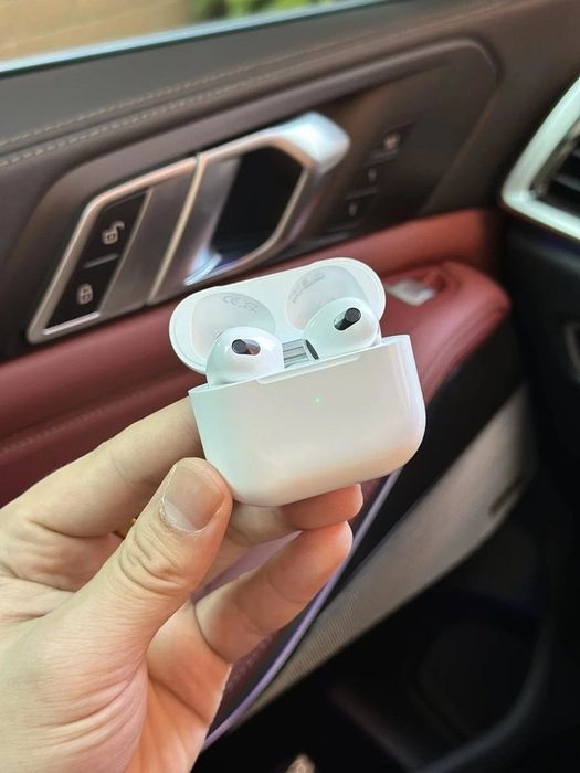 Airpods pro2  ( 3rd generation , 4th generation, 5th generation )