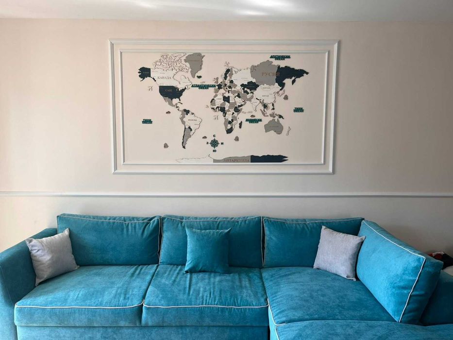 Дървена карта на света