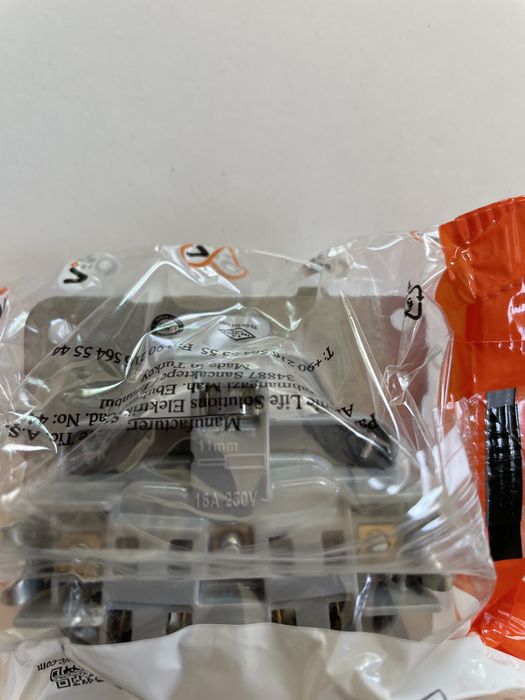 Единичен ключ / Шуко Viko Каре Бял