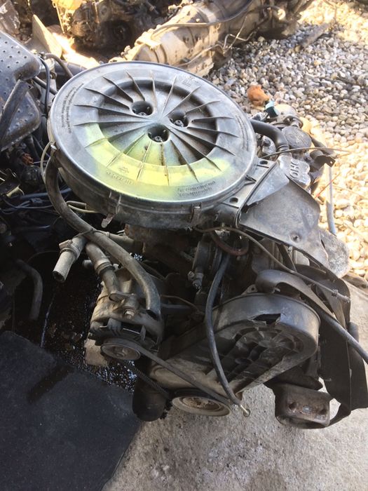 Матор Опел Вектра 1,8 корбиратор