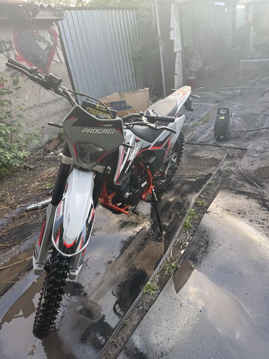 Мотоикл Progasi Palma 300