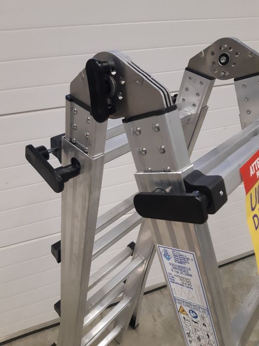 Scara aluminiu profesională STP Italia cu 5 + 5 trepte