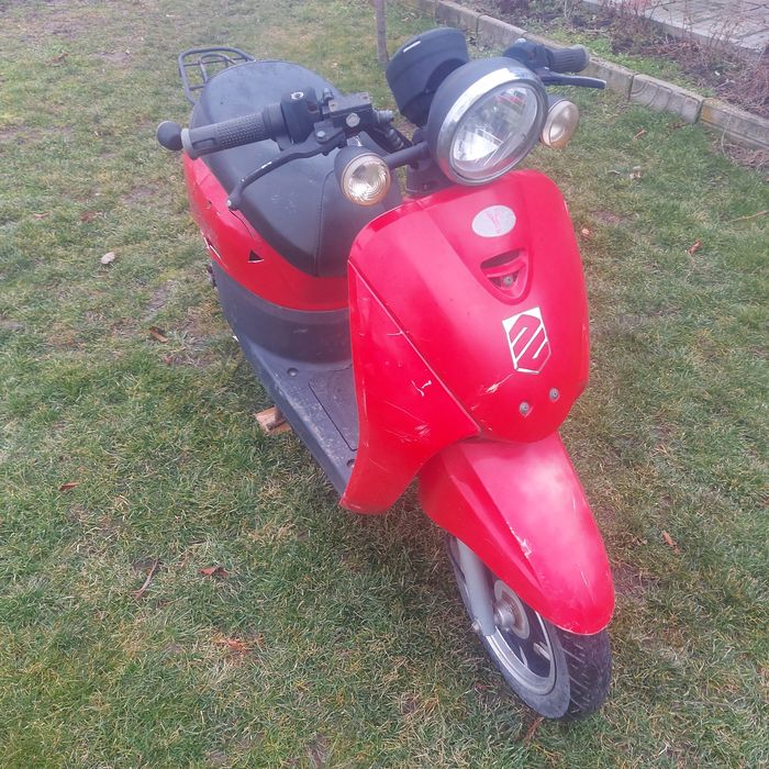 Продавам електрически скутер