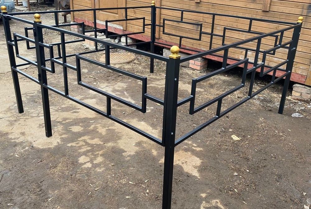 Оградки ритуальные