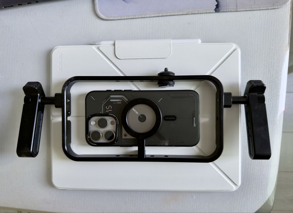 Клетка для смартфона Ulanzi C001 (MagSafe)