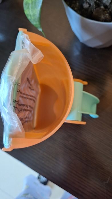 Терка с емкостью Tupperware