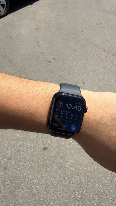 WATCH SE 2025 98%