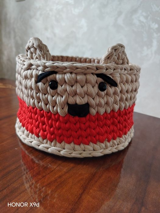 Qolda toqilgan karzinkalar