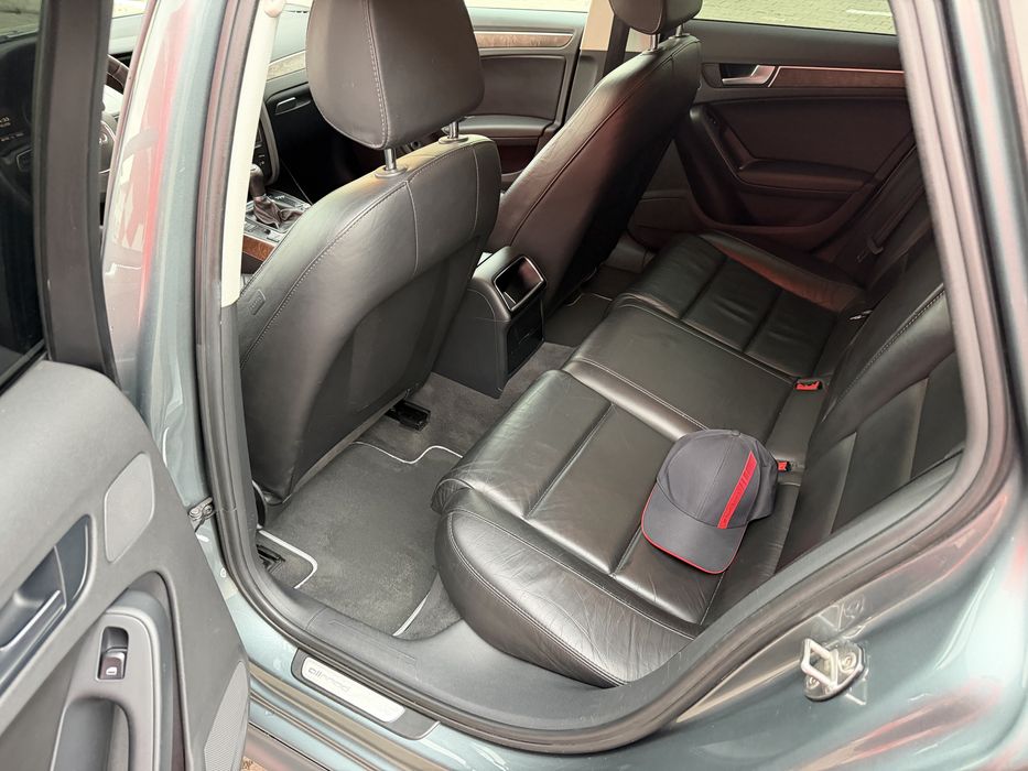 Audi A4 Allroad 2.0 TDI Quattro,Bi-Xenon,Led,,Euro 5,Istoric complet!