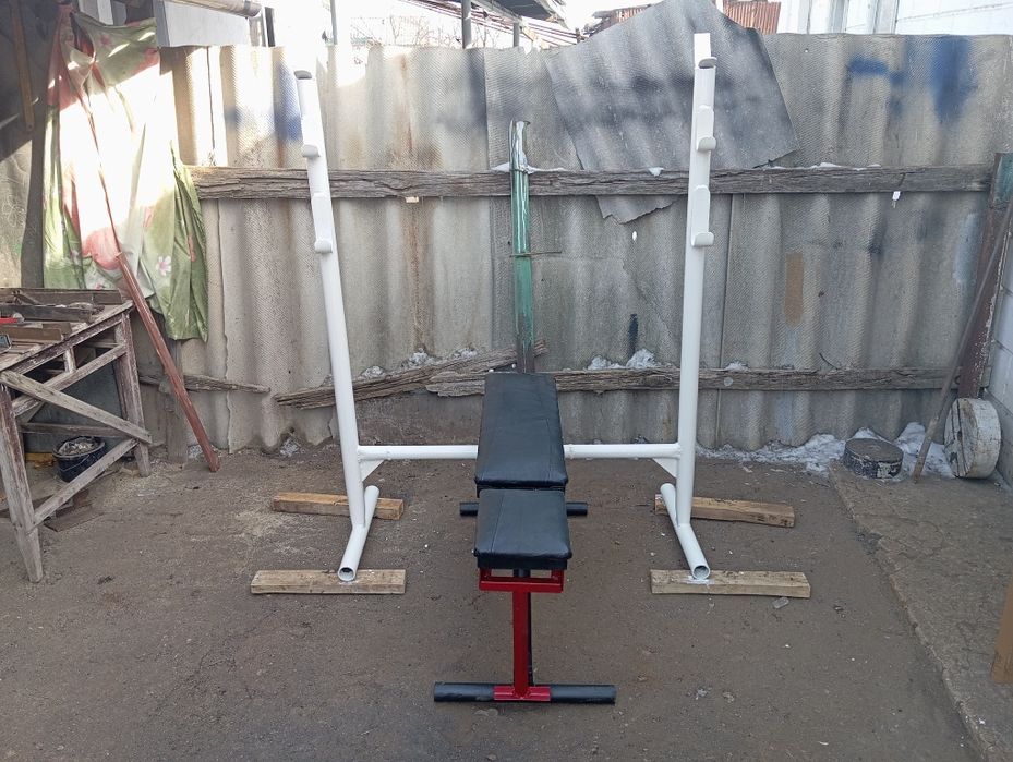 Продам лежак и стойку для штанги