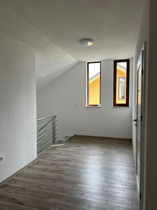 Casa P+E in Cartierul Bujac