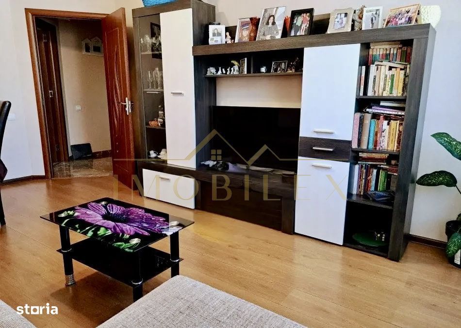 Apartament spatios 3 camere, 72mp, zona Cetatii