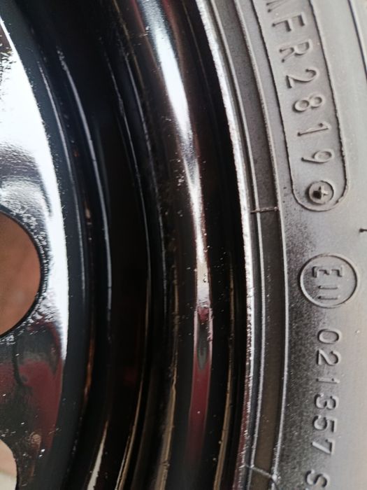 Гуми с метални джанти 215/65/17