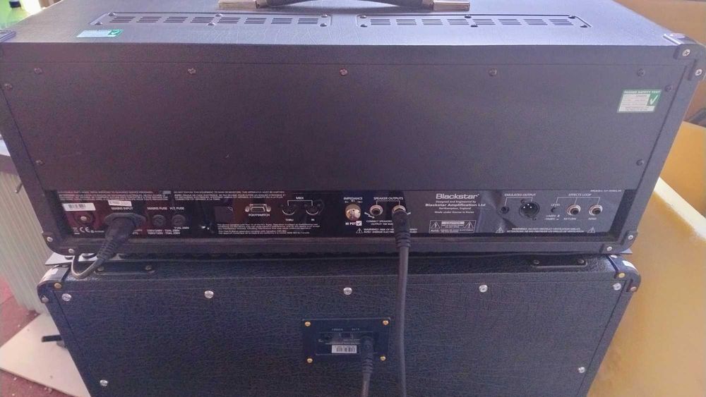Vând head de chitară  pe lămpi Blackstar ,100 wati !