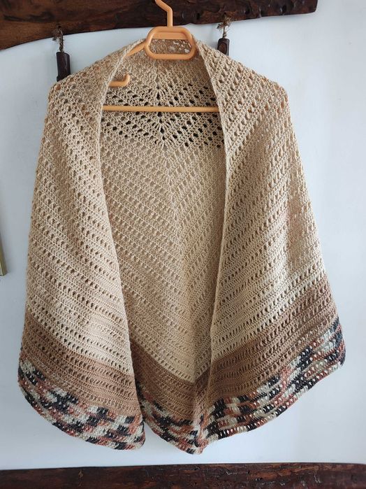Vand poncho handmade unicat confectionat din angora