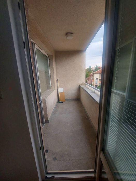 Дава се под наем Тристаен апартамент в София, Лозенец - 68 кв.м за 613 € - Снимка #8