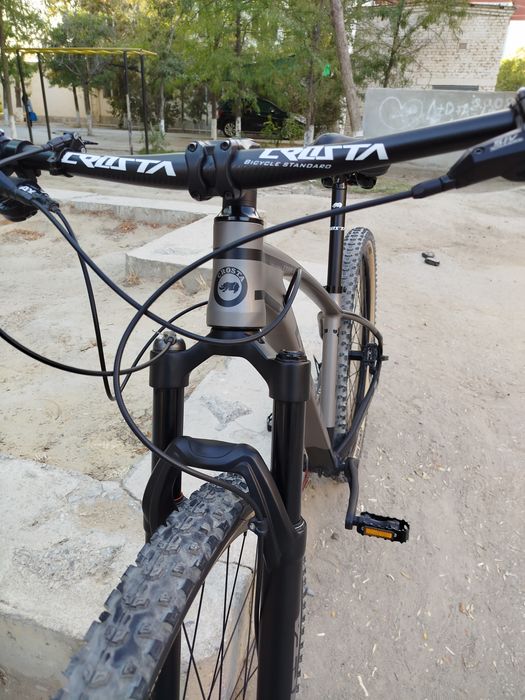 Велосипедни CROSTA X880 NINER