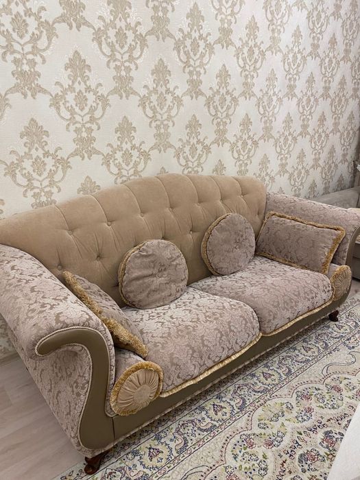 Продам диван комплект