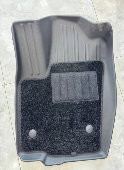 Toyota Prado Fj250 salon polik